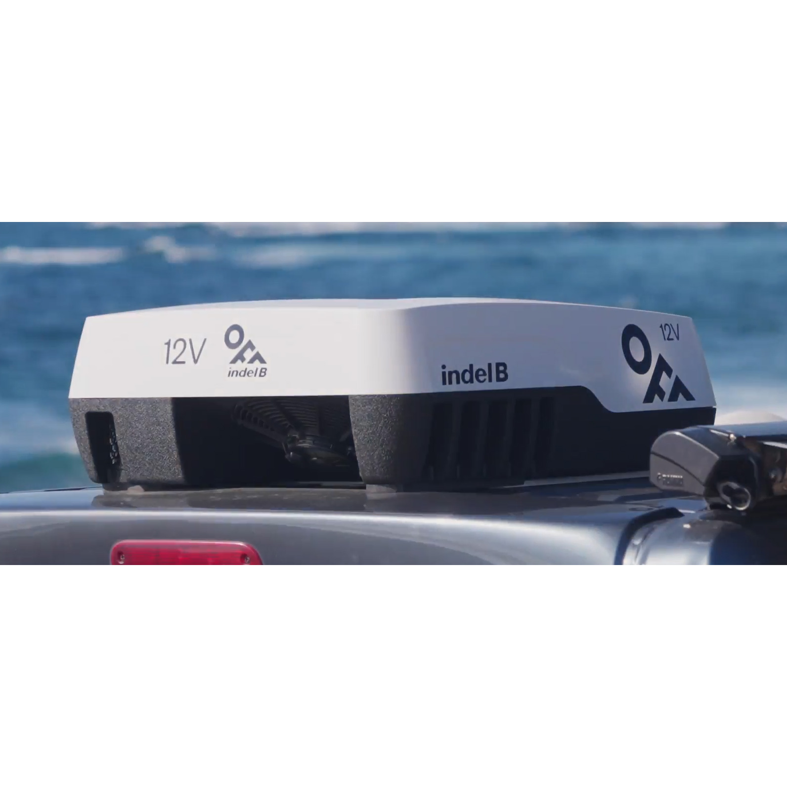 Unité de climatisation de toit 1200W par Indel B - Plein-Aircon 12V – Image 2